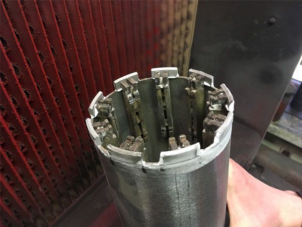 Крепление с помощью магнитов Крепление с помощью магнитов